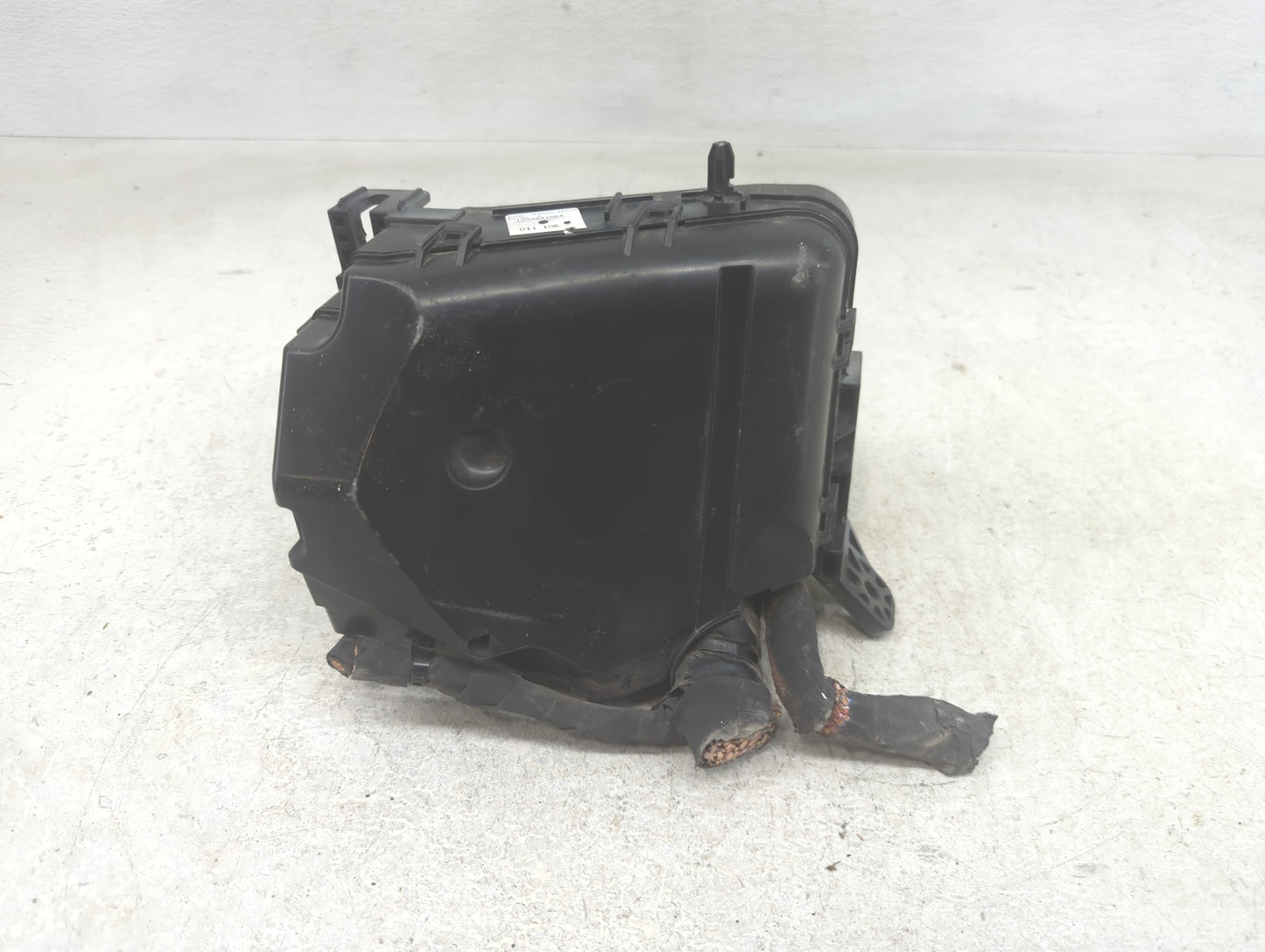 2014-2016 Kia Forte Fusebox Fuse Box Panel Relay Module P/N:919513X100 91950-3X510, 91204-A7632 Fits Fits 2014 2015 2016 OEM