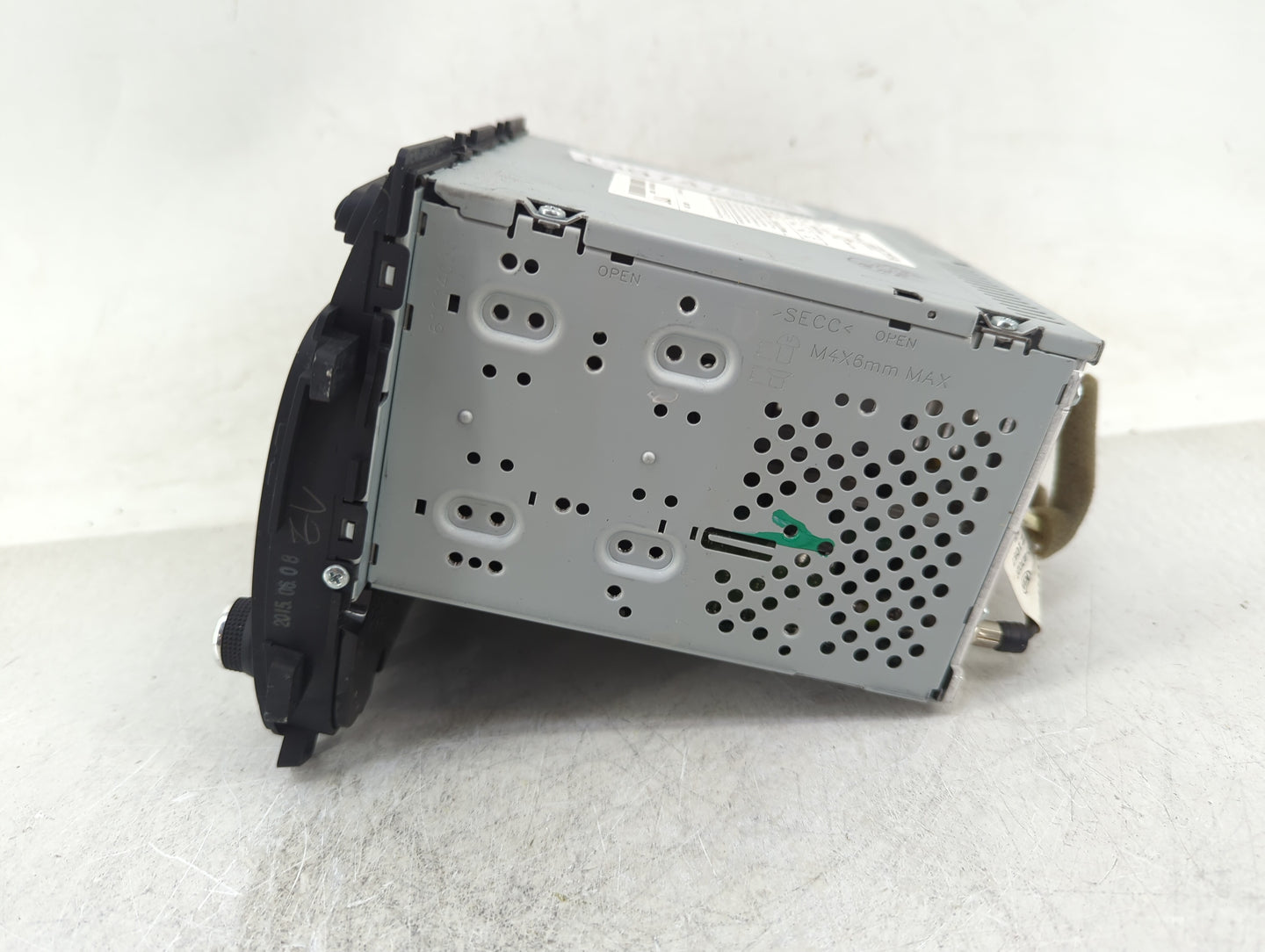 2014-2016 Kia Forte Radio AM FM Cd Player Receiver Replacement P/N:96170-A7171WK Fits Fits 2014 2015 2016 OEM Used Auto Part