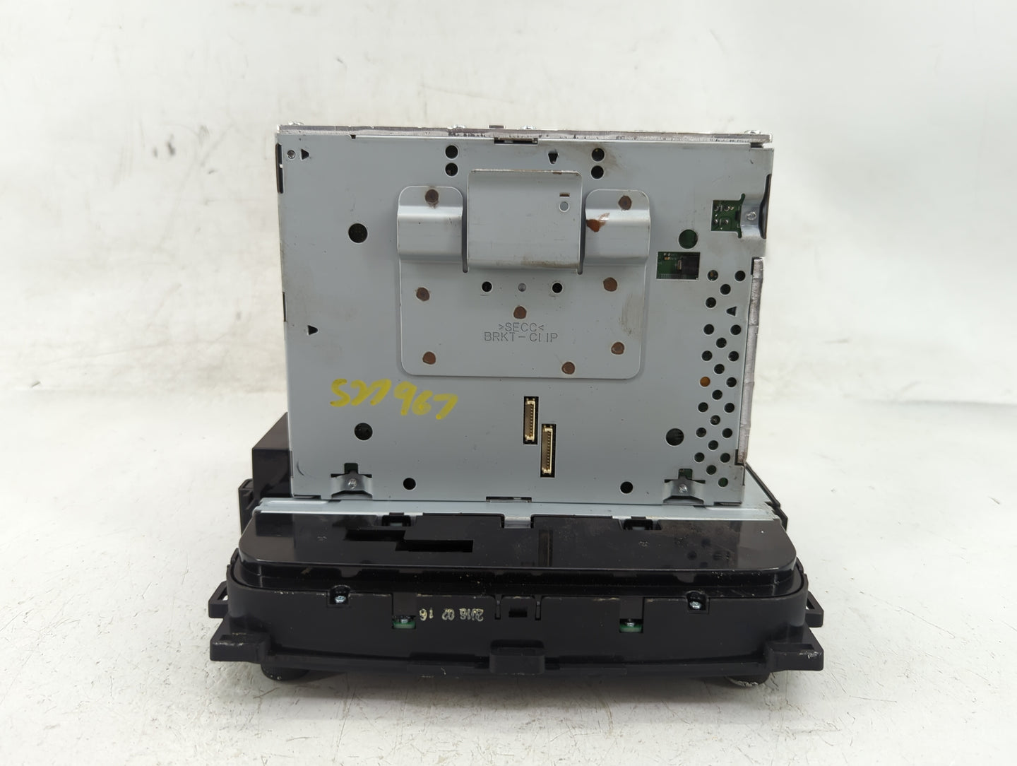 2014-2016 Kia Forte Radio AM FM Cd Player Receiver Replacement P/N:96560-A7405WK Fits Fits 2014 2015 2016 OEM Used Auto Part