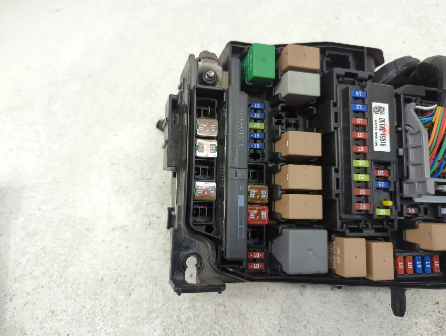2014-2016 Kia Forte Fusebox Fuse Box Panel Relay Module P/N:91950-A7711 Fits Fits 2014 2015 2016 OEM Used Auto Parts - Oemus