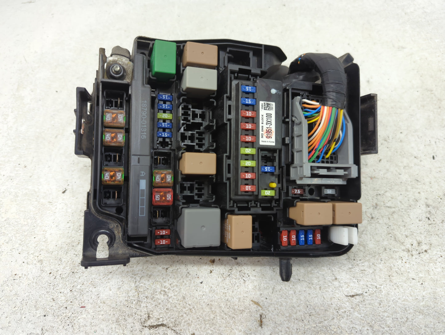 2014-2016 Kia Forte Fusebox Fuse Box Panel Relay Module P/N:91950-A7711 Fits Fits 2014 2015 2016 OEM Used Auto Parts - Oemus