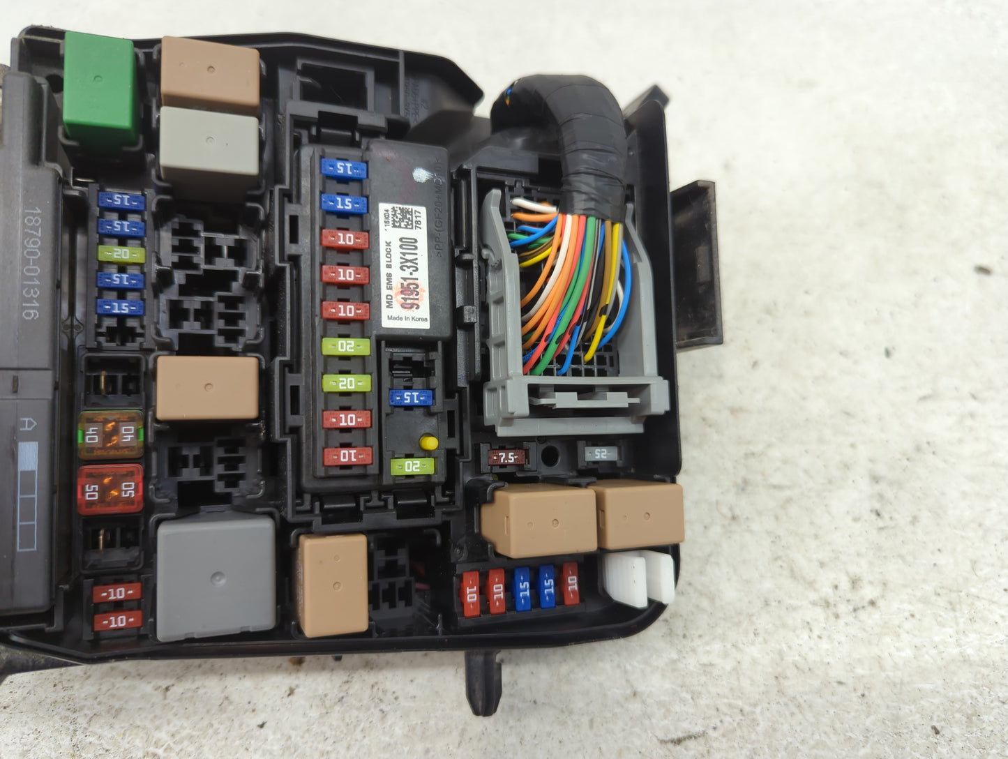 2014-2016 Kia Forte Fusebox Fuse Box Panel Relay Module P/N:91950-A7711 Fits Fits 2014 2015 2016 OEM Used Auto Parts - Oemus
