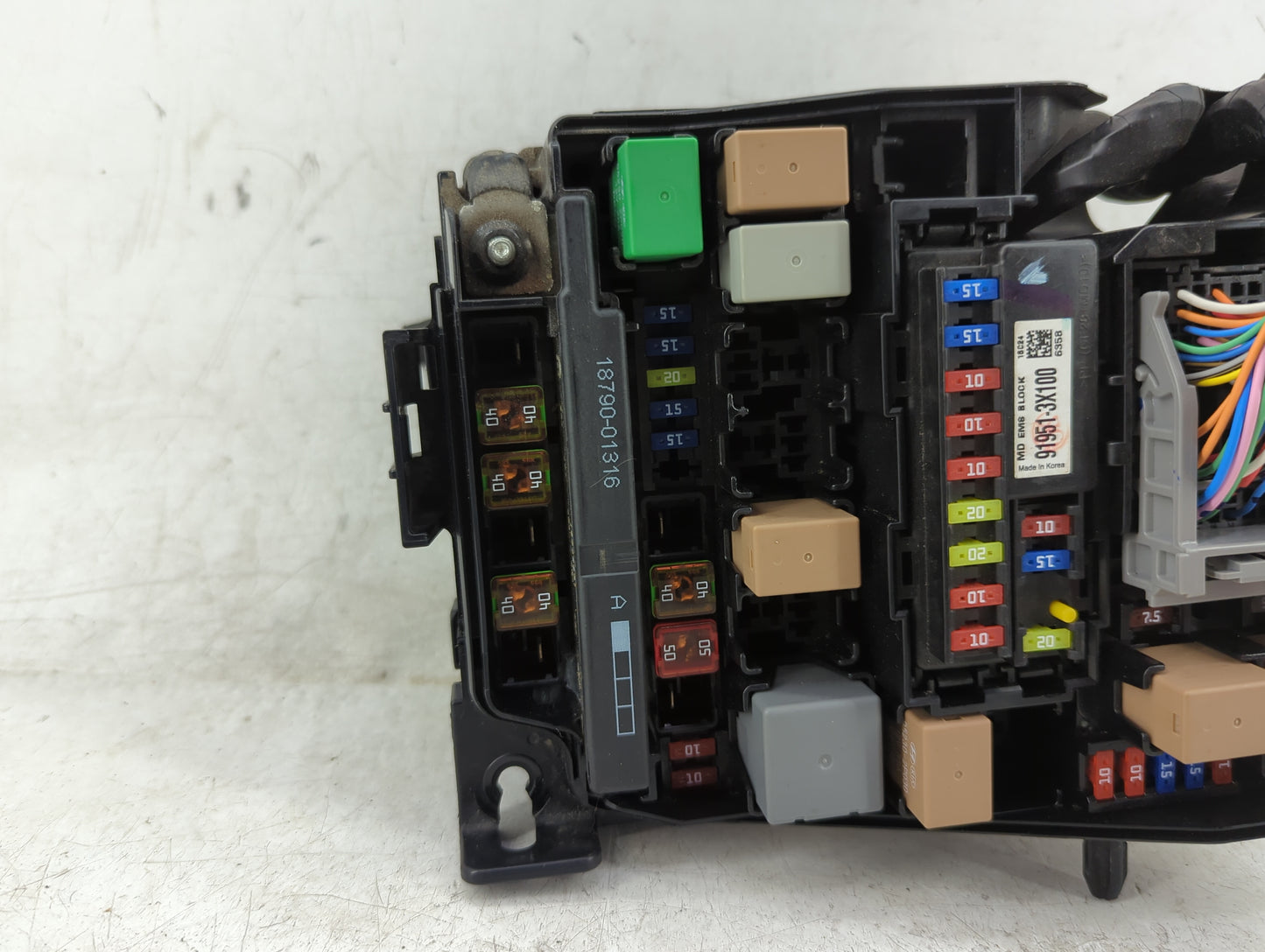 2014-2016 Kia Forte Fusebox Fuse Box Panel Relay Module P/N:91209-A7202 Fits Fits 2014 2015 2016 OEM Used Auto Parts - Oemus