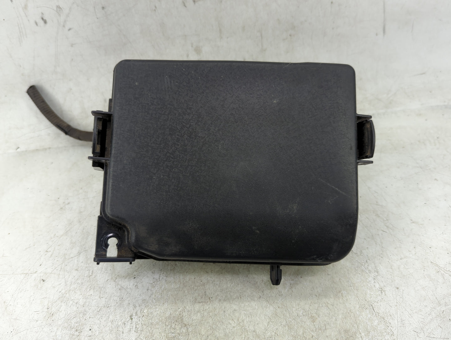 2014-2016 Kia Forte Fusebox Fuse Box Panel Relay Module P/N:91205-A7212 Fits Fits 2014 2015 2016 OEM Used Auto Parts - Oemus