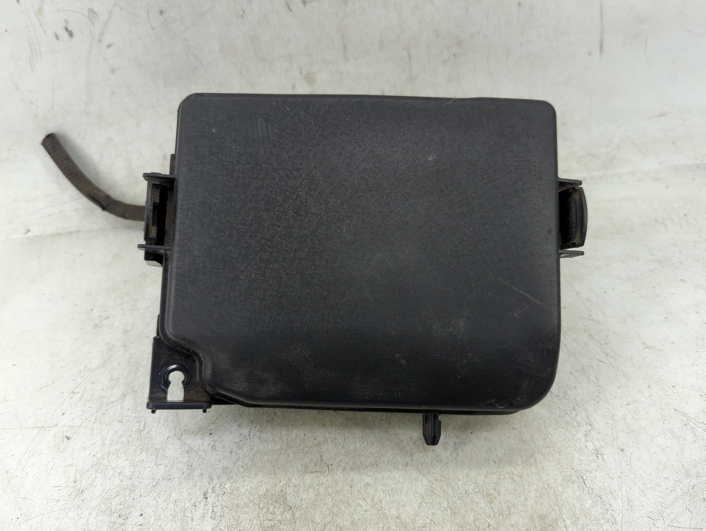 2014-2016 Kia Forte Fusebox Fuse Box Panel Relay Module P/N:91205-A7212 Fits Fits 2014 2015 2016 OEM Used Auto Parts - Oemus