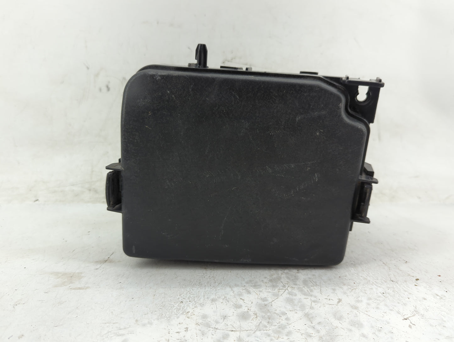 2014-2016 Kia Forte Fusebox Fuse Box Panel Relay Module P/N:91950-3X510 Fits Fits 2014 2015 2016 OEM Used Auto Parts - Oemus