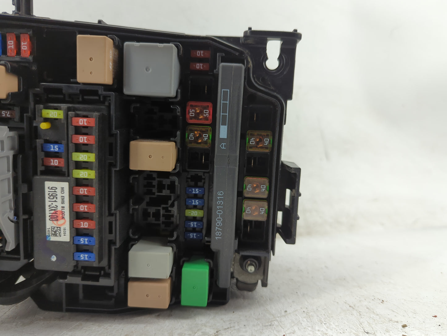 2014-2016 Kia Forte Fusebox Fuse Box Panel Relay Module P/N:91950-3X510 Fits Fits 2014 2015 2016 OEM Used Auto Parts - Oemus