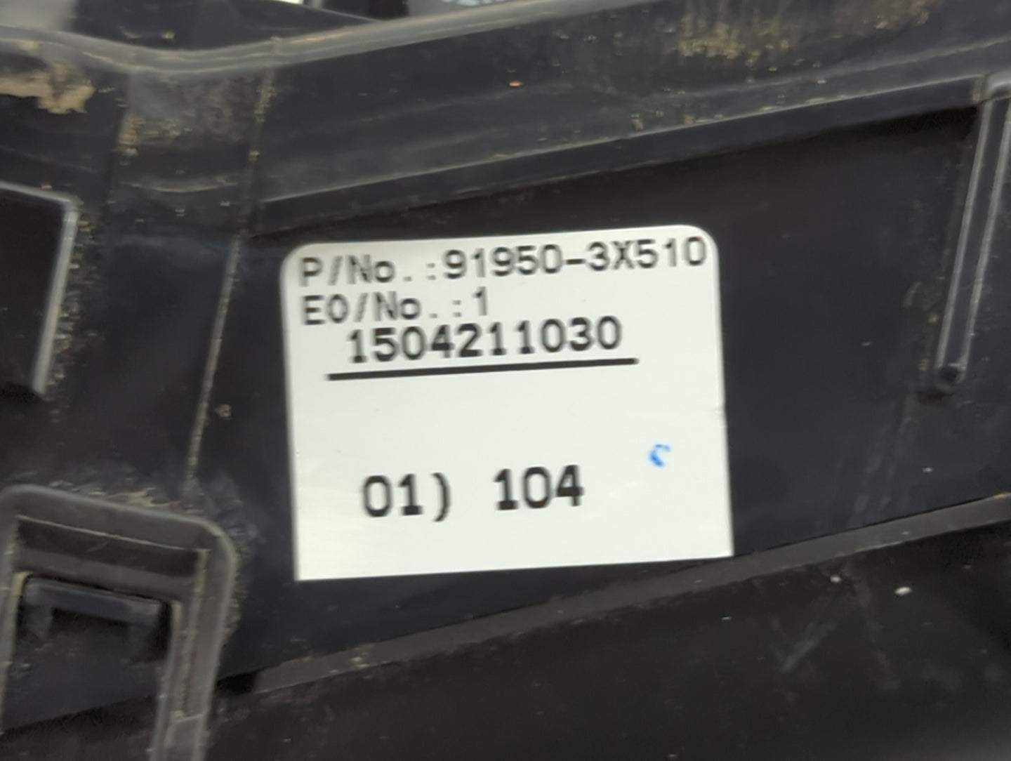 2014-2016 Kia Forte Fusebox Fuse Box Panel Relay Module P/N:91950-3X510 Fits Fits 2014 2015 2016 OEM Used Auto Parts - Oemus