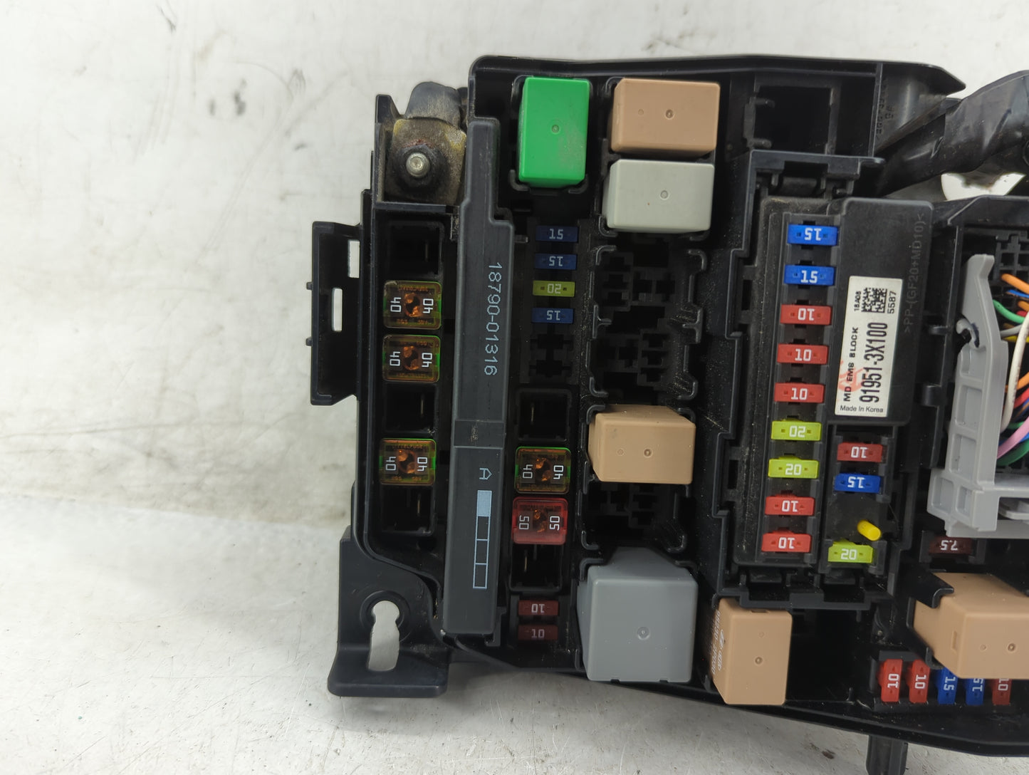 2014-2016 Kia Forte Fusebox Fuse Box Panel Relay Module P/N:91205 A7212 Fits Fits 2014 2015 2016 OEM Used Auto Parts - Oemus