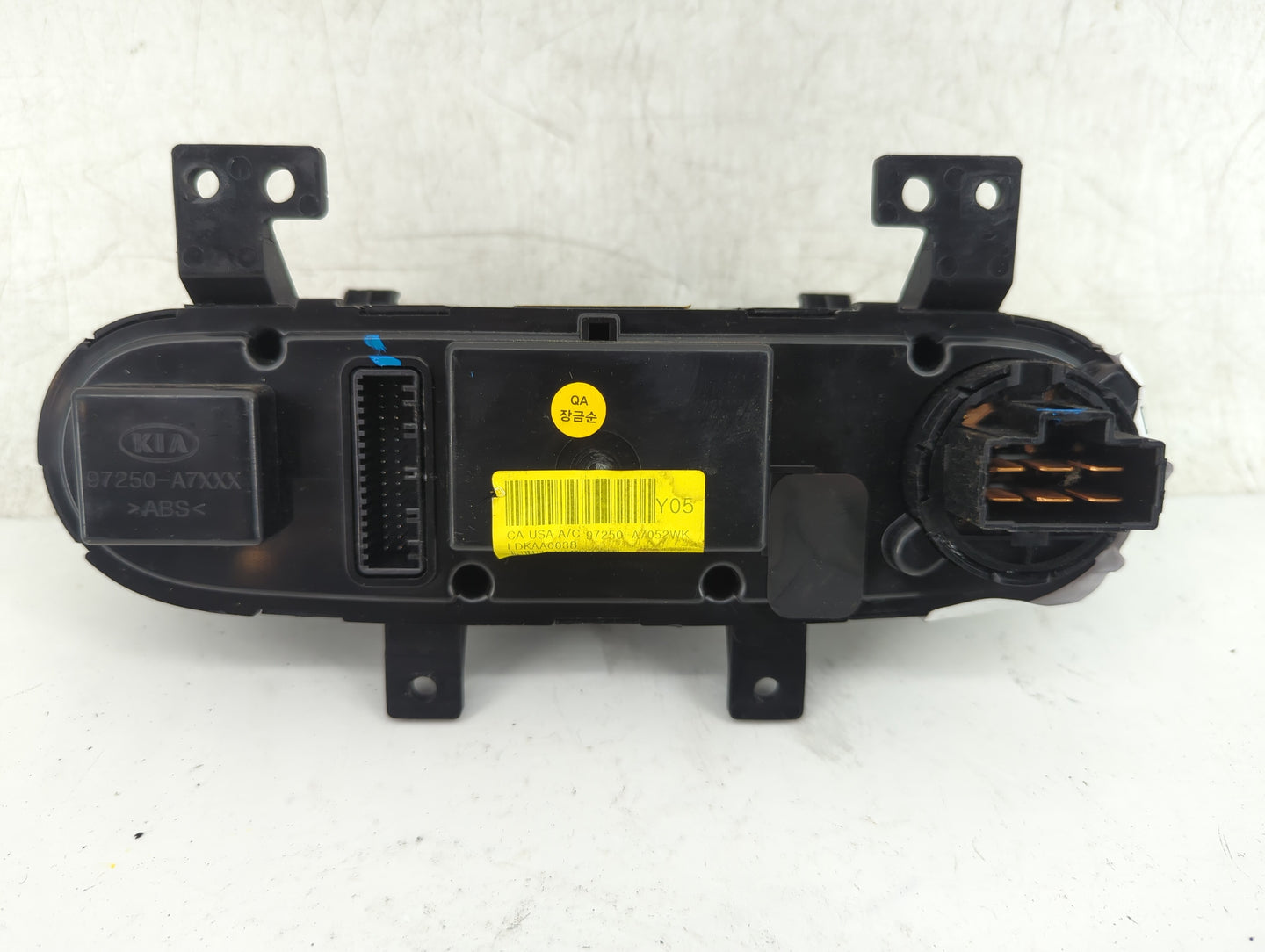 2014-2016 Kia Forte Climate Control Module Temperature AC/Heater Replacement P/N:97250-A7052WK 97250-A7XXX Fits OEM Used Aut