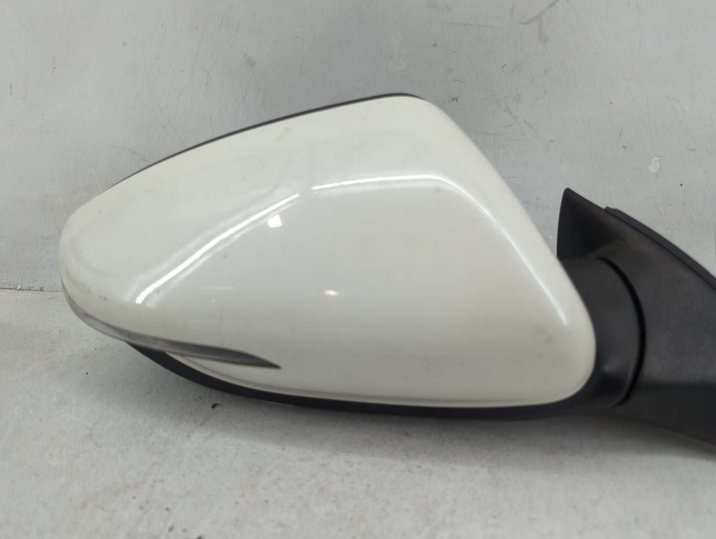 2014-2016 Kia Forte Passenger Side View Mirror - Right Door Mirror OEM Used - Oemusedautoparts1.com