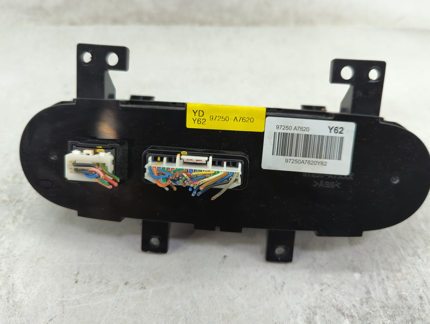 2014-2016 Kia Forte Climate Control Module Temperature AC/Heater Replacement P/N:97250-A7620 97250A7620Y62 Fits OEM Used Aut