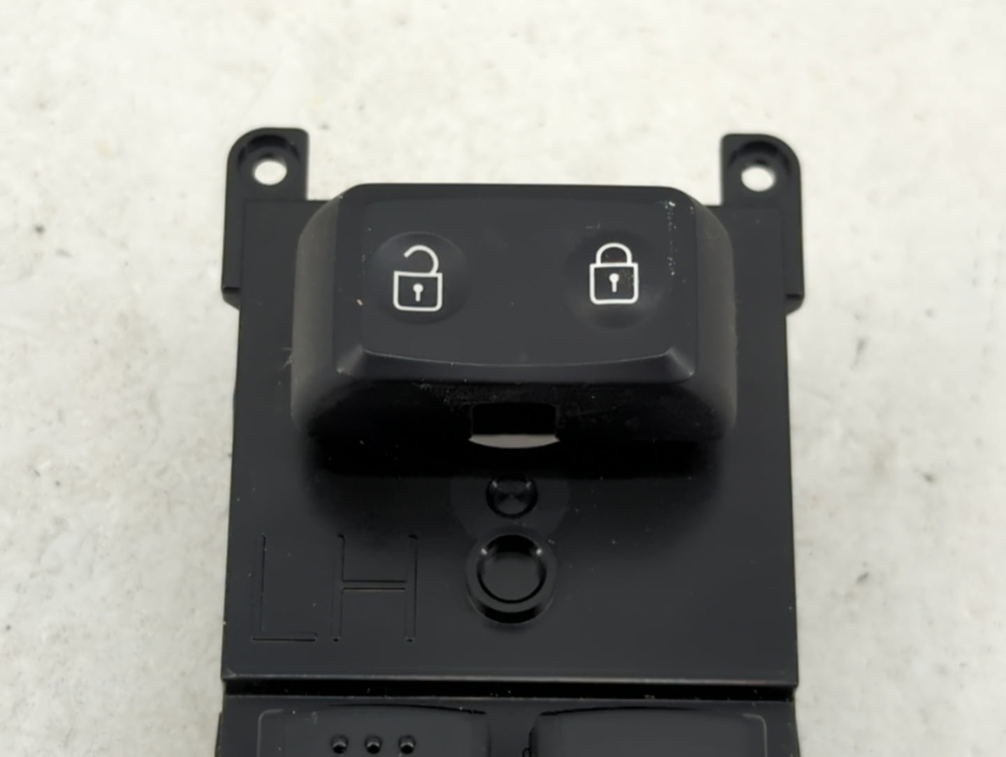 2014-2016 Kia Forte Master Power Window Switch Replacement Driver Side Left P/N:299129981 Fits Fits 2014 2015 2016 OEM Used 