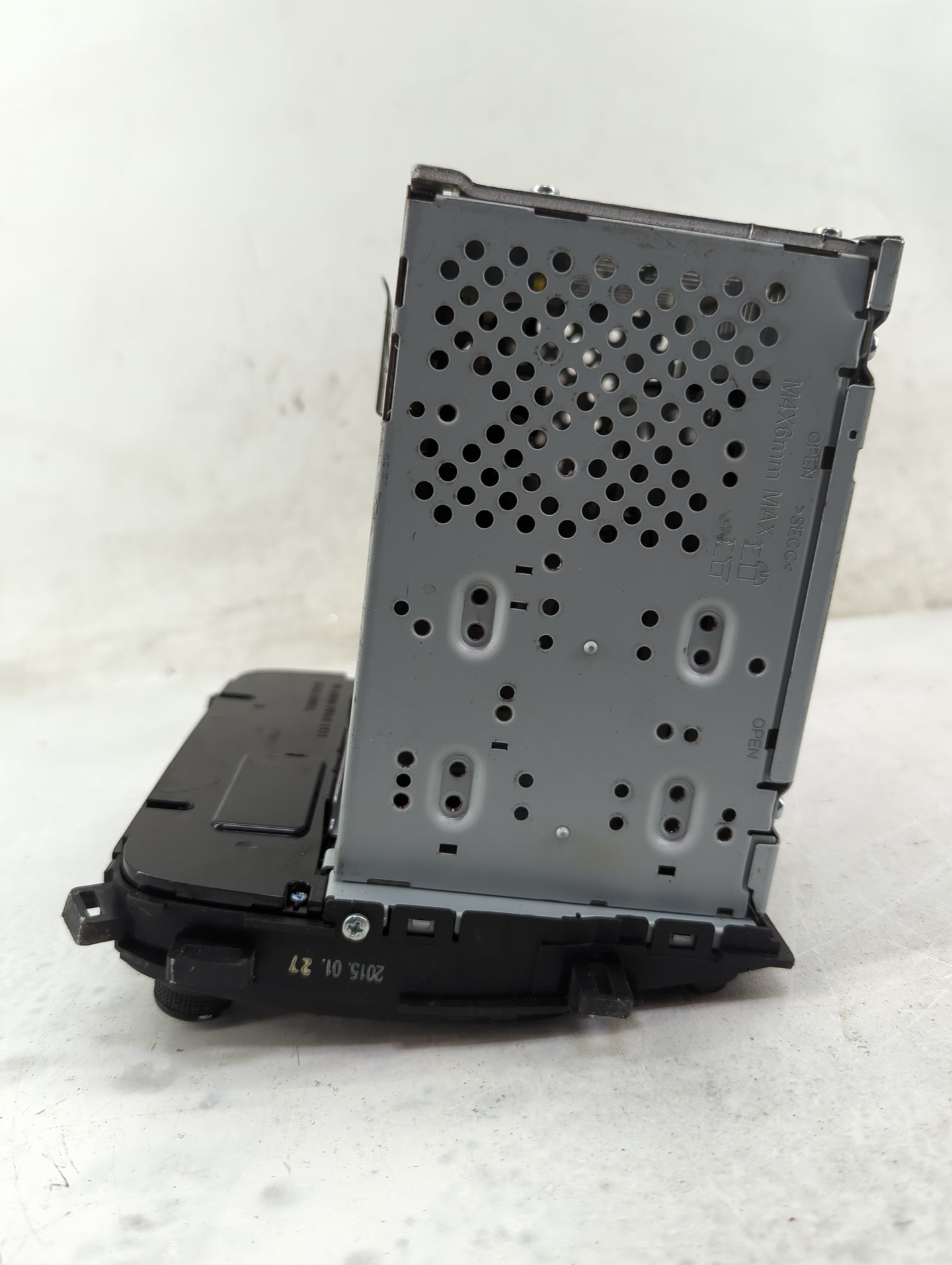 2014-2016 Kia Forte Radio AM FM Cd Player Receiver Replacement P/N:96160-A7401WK 96160A7401WK Fits Fits 2014 2015 2016 OEM U