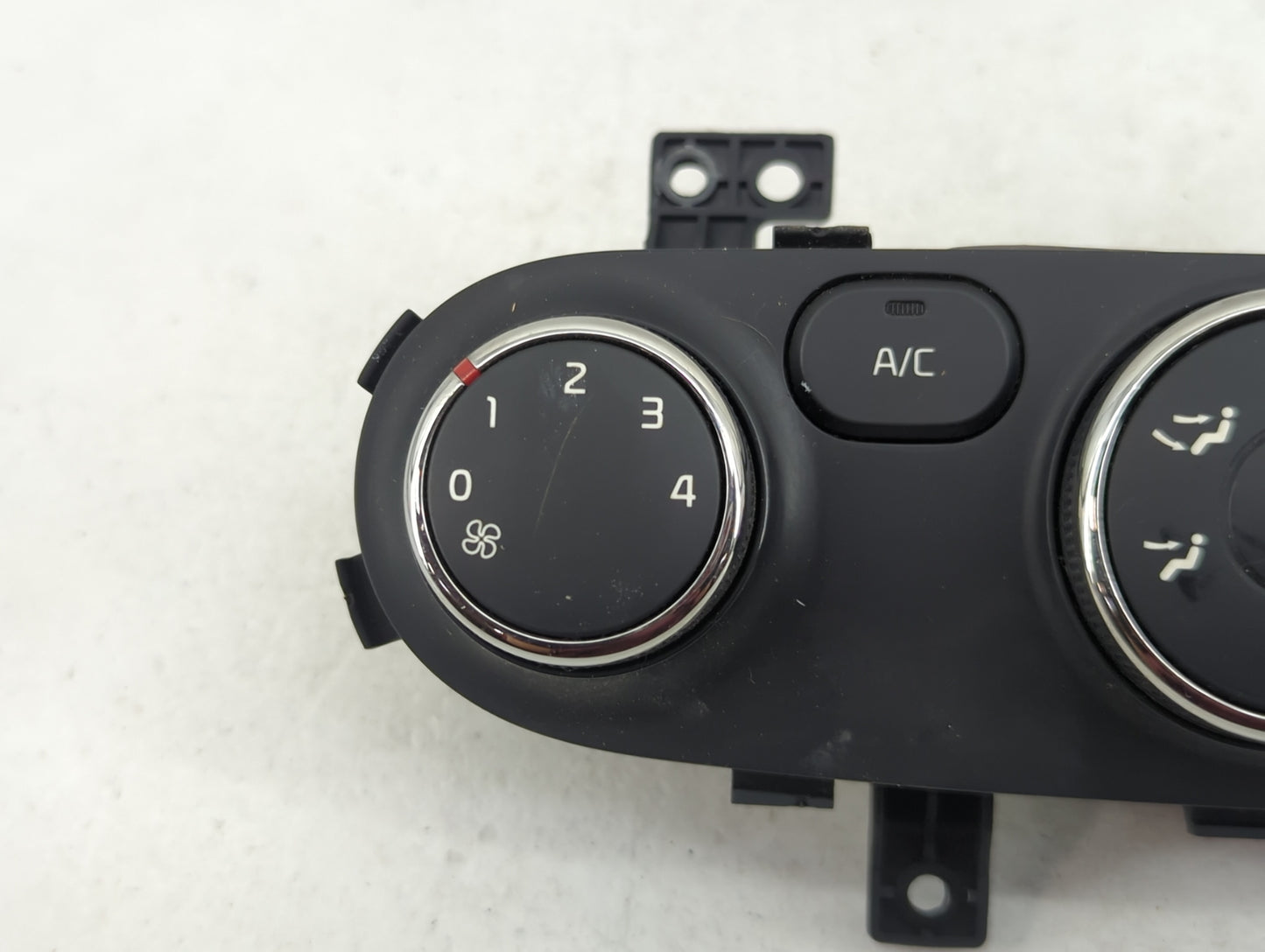 2014-2016 Kia Forte Climate Control Module Temperature AC/Heater Replacement P/N:97250-A7052WK 97250-A7XXX Fits OEM Used Aut