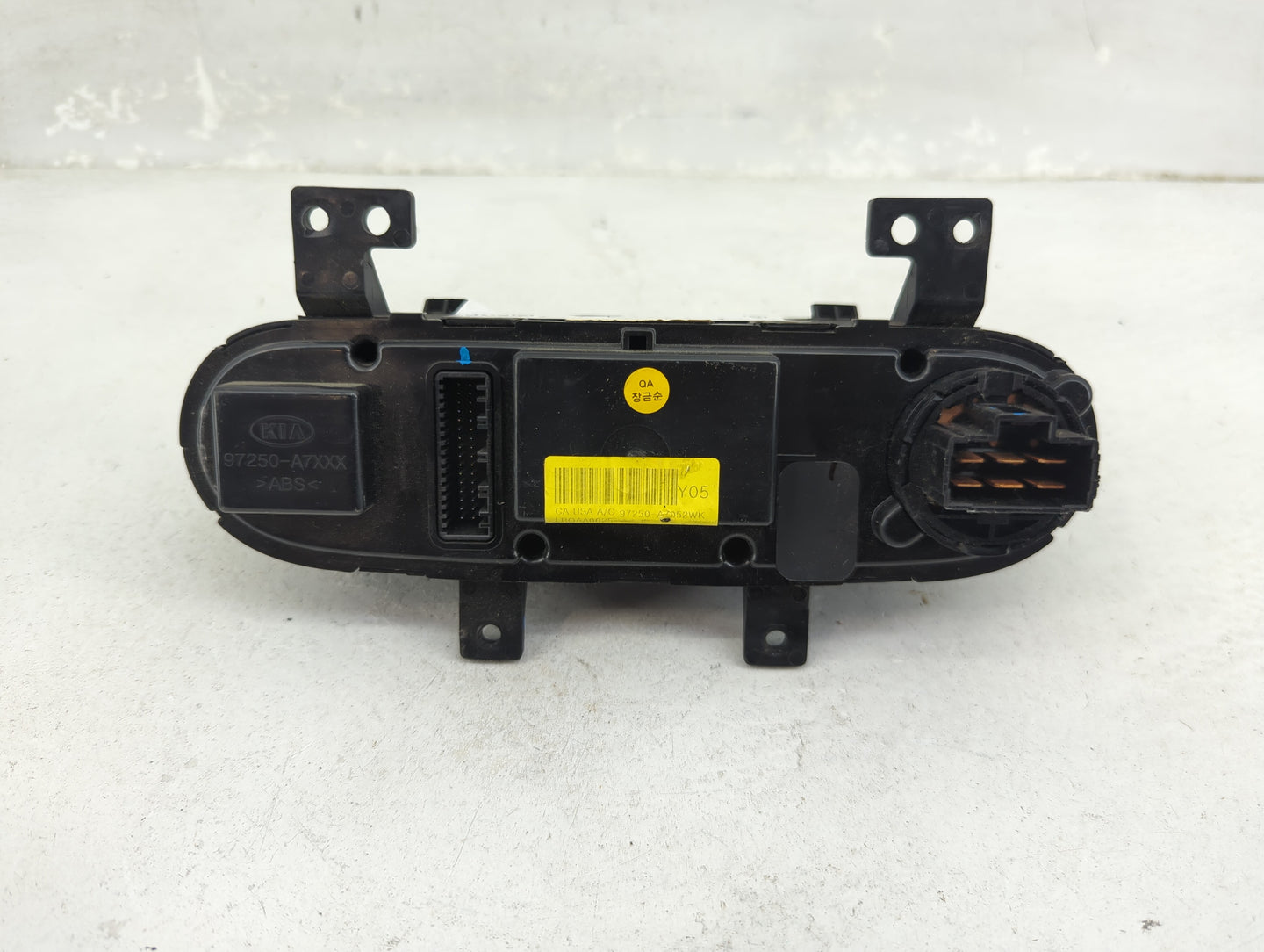 2014-2016 Kia Forte Climate Control Module Temperature AC/Heater Replacement P/N:97250-A7052WK 97250-A7XXX Fits OEM Used Aut
