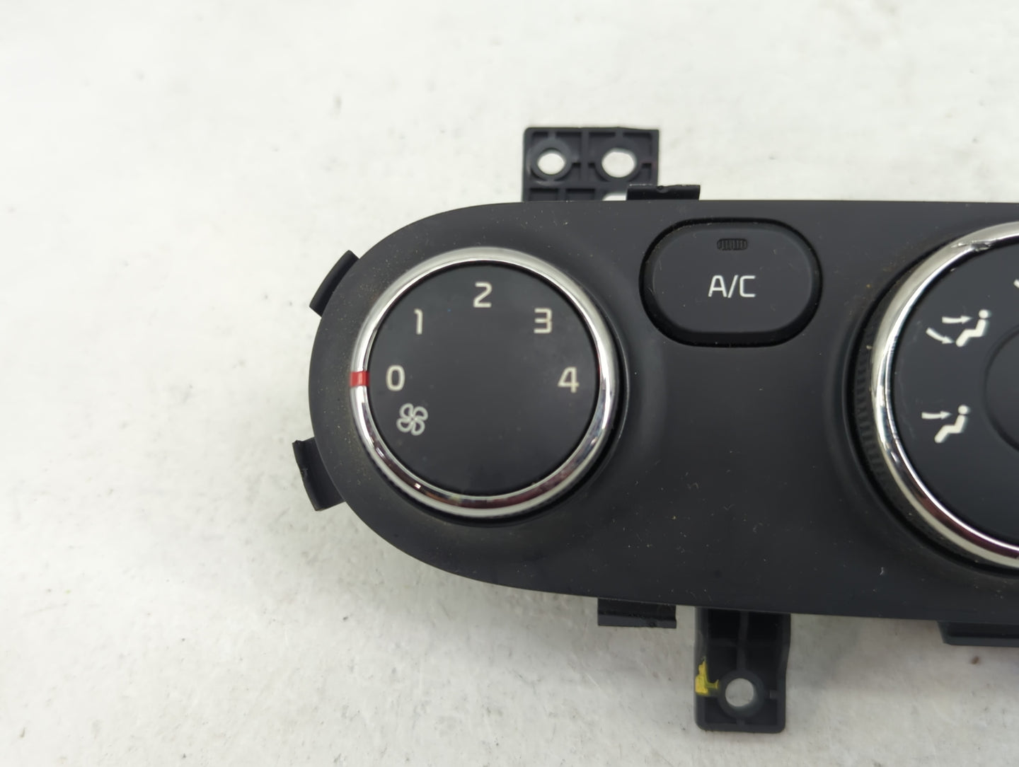 2014-2016 Kia Forte Climate Control Module Temperature AC/Heater Replacement P/N:97250-A7252WK 97250-A7XXX Fits OEM Used Aut