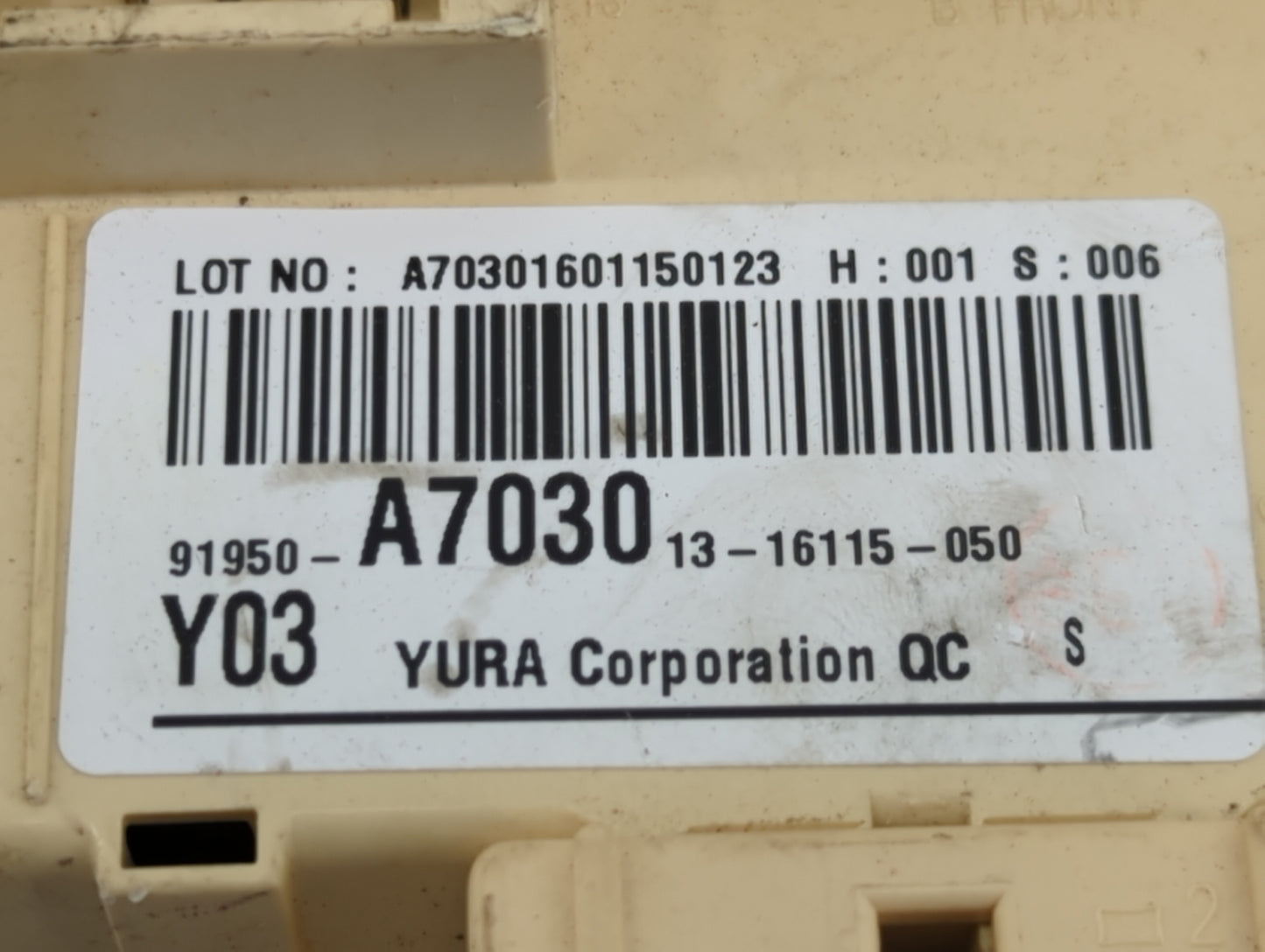 2014-2016 Kia Forte Body Control Module Bcm Inner Cabin Fuse Box - Oemusedautoparts1.com