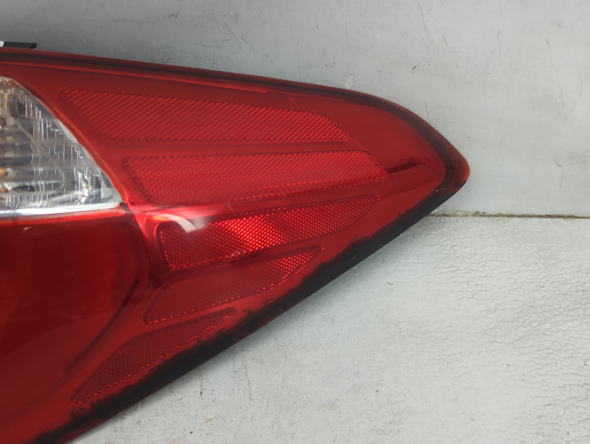 2014-2017 Kia Forte Tail Light Assembly Passenger Right OEM P/N:13705 13708, R1Y-S102 Fits Fits 2014 2015 2016 2017 OEM Used