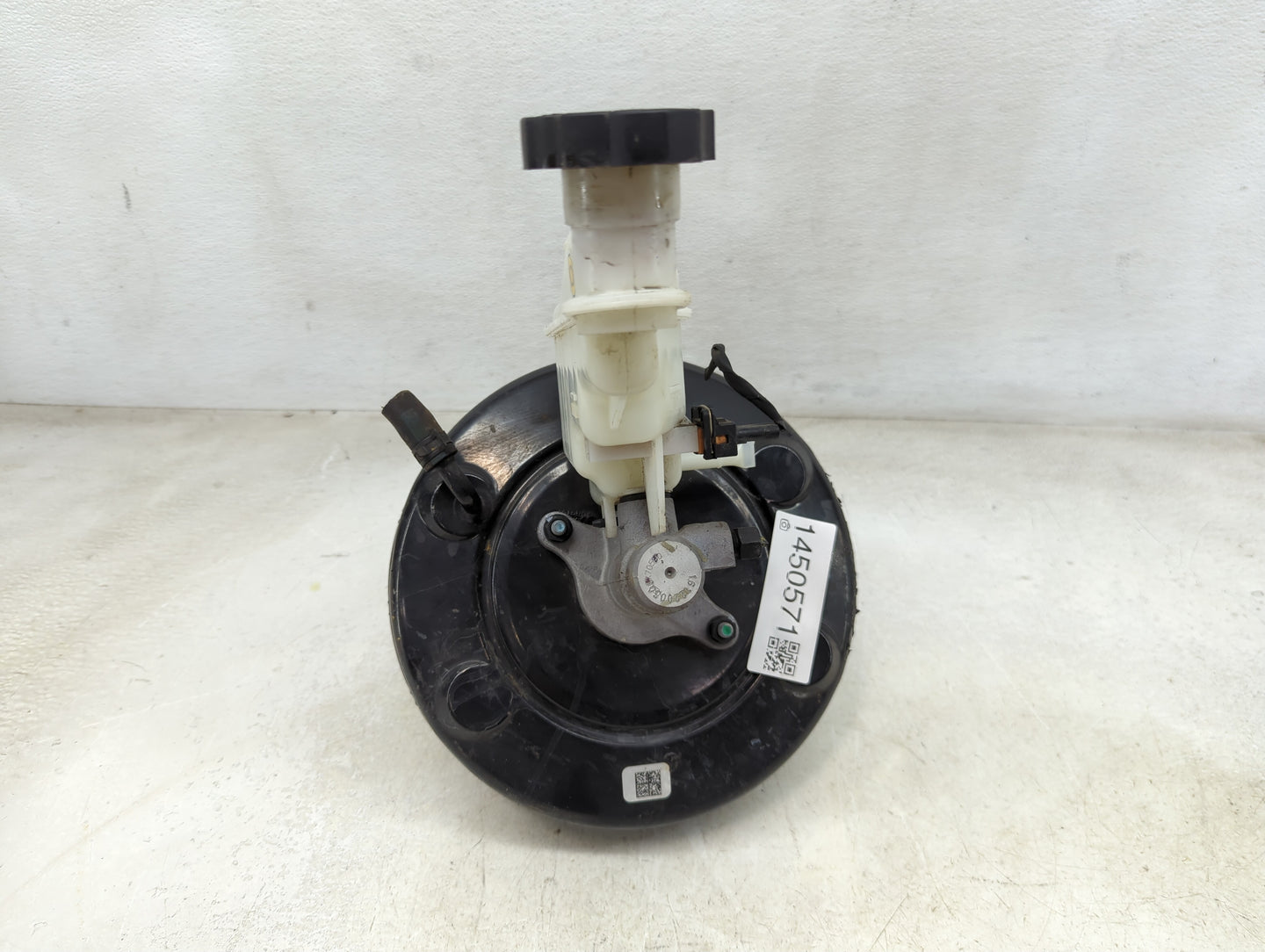 2014-2014 Kia Forte Power Brake Booster Oem - Oemusedautoparts1.com