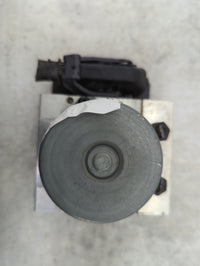 2014-2016 Kia Forte ABS Pump Control Module Replacement P/N:A7589-30850 A7589-20850, 58920-A7500 Fits Fits 2014 2015 2016 OE