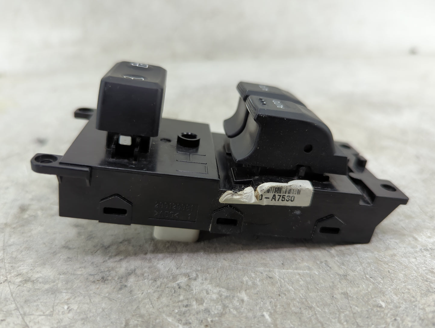 2014-2016 Kia Forte Master Power Window Switch Replacement Driver Side Left P/N:299129981 Fits Fits 2014 2015 2016 OEM Used 