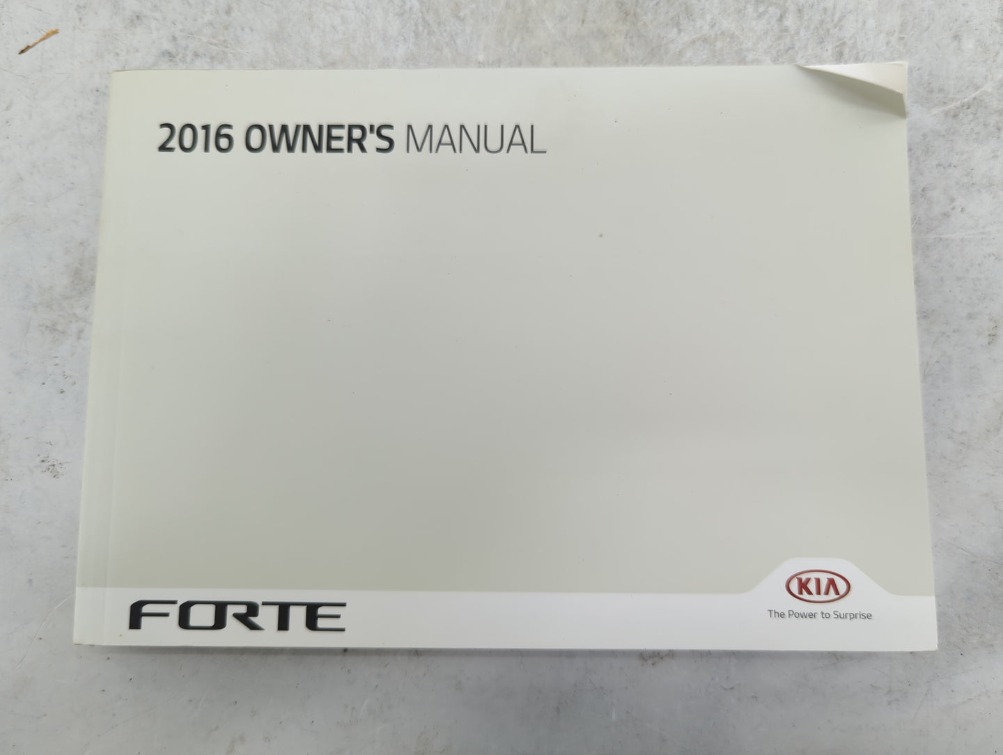 2016 Kia Forte Owners Manual Book Guide P/N:GA7O-EU61G OEM Used Auto Parts - Oemusedautoparts1.com