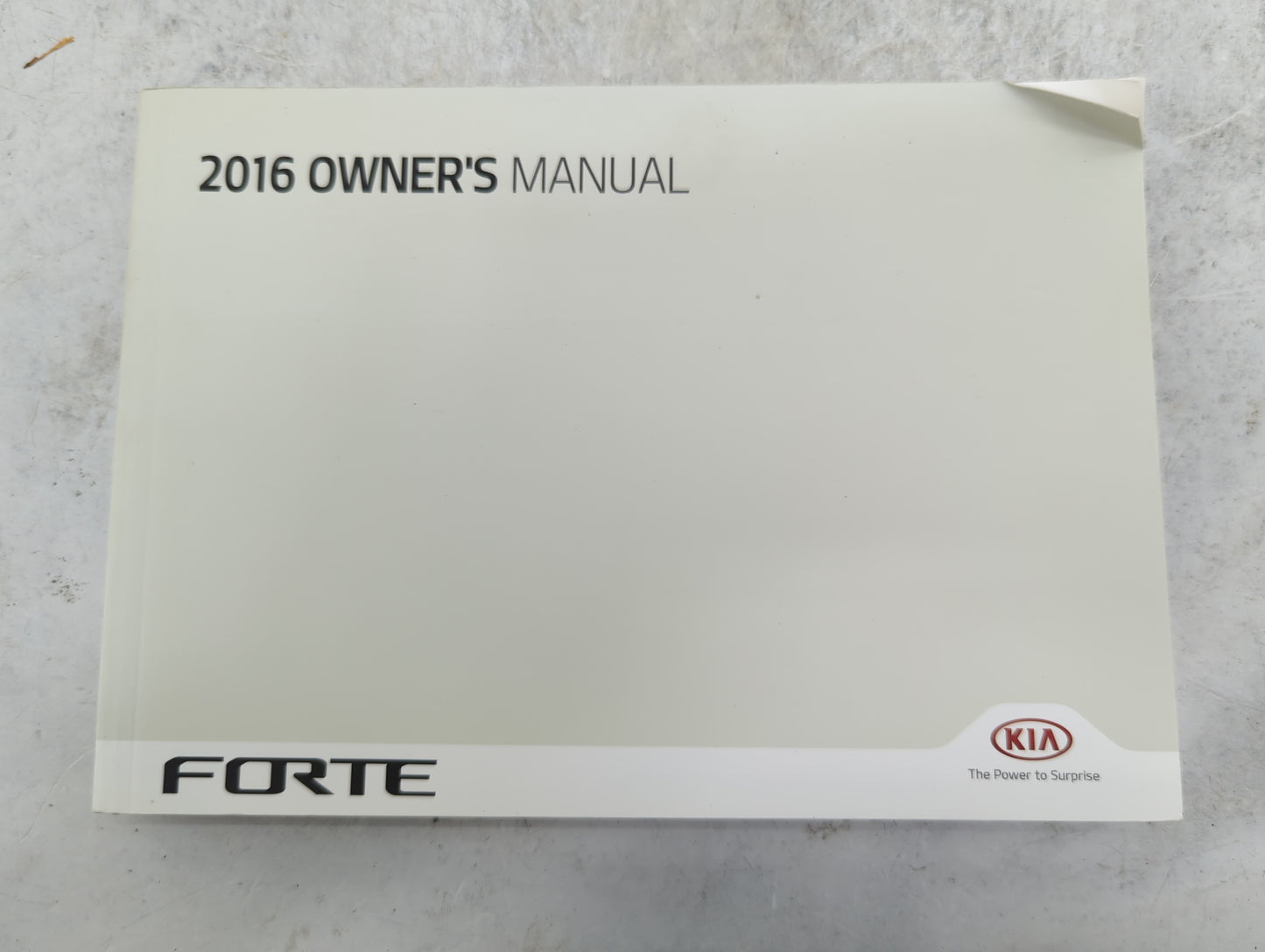 2016 Kia Forte Owners Manual Book Guide P/N:GA7O-EU61G OEM Used Auto Parts - Oemusedautoparts1.com