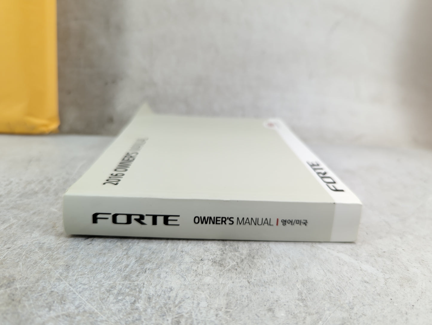 2016 Kia Forte Owners Manual Book Guide P/N:GA7O-EU61G OEM Used Auto Parts - Oemusedautoparts1.com