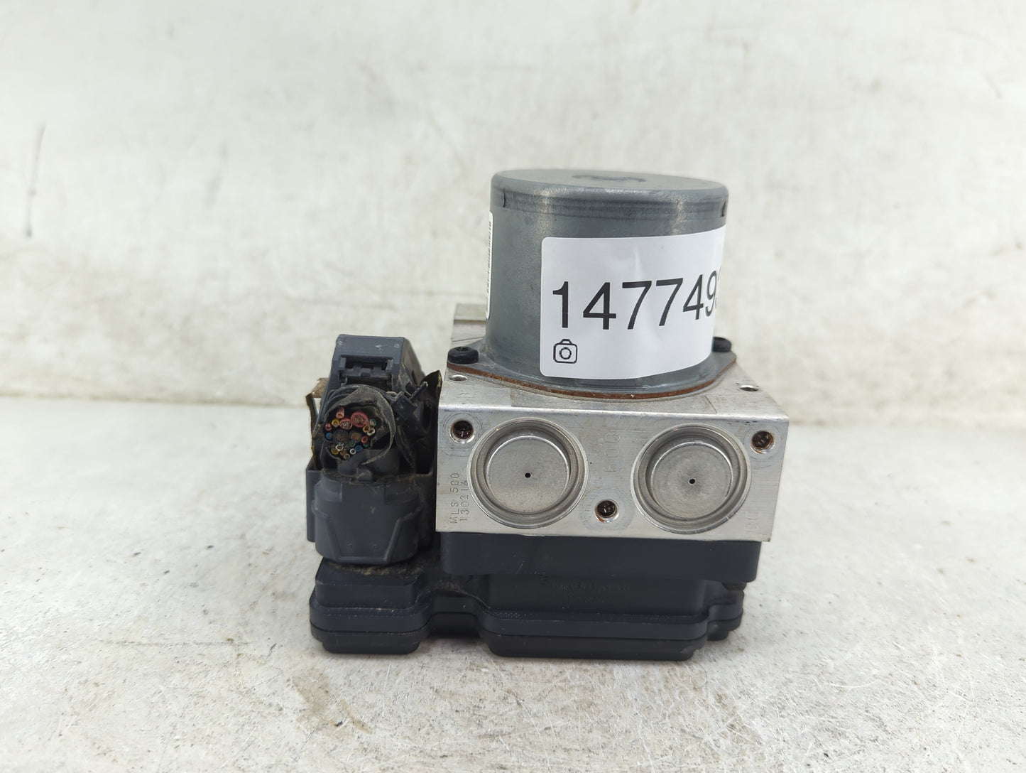2014-2016 Kia Forte ABS Pump Control Module Replacement P/N:58900-A7200 A7589-20500, 58970-A7200 Fits Fits 2014 2015 2016 OE