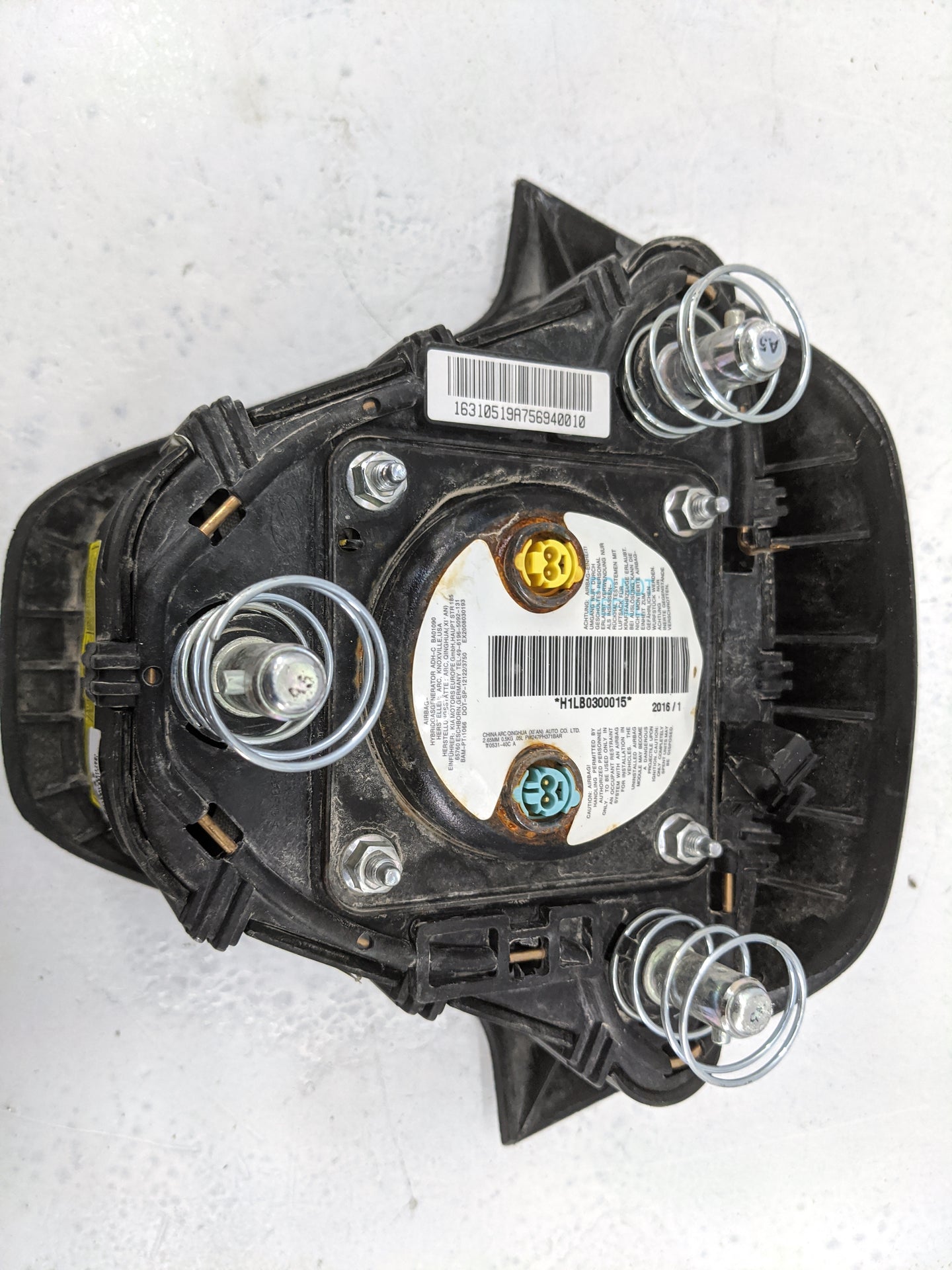 2014-2016 Kia Forte Air Bag Driver Left Steering Wheel Mounted 1477643 - Oemusedautoparts1.com