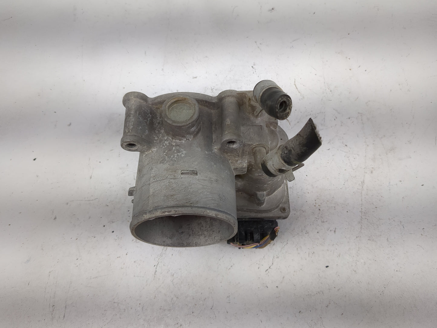 2014-2016 Kia Forte Throttle Body P/N:35100-2E400 Fits Fits 2012 2013 2014 2015 2016 2018 2019 2020 2021 OEM Used Auto Parts