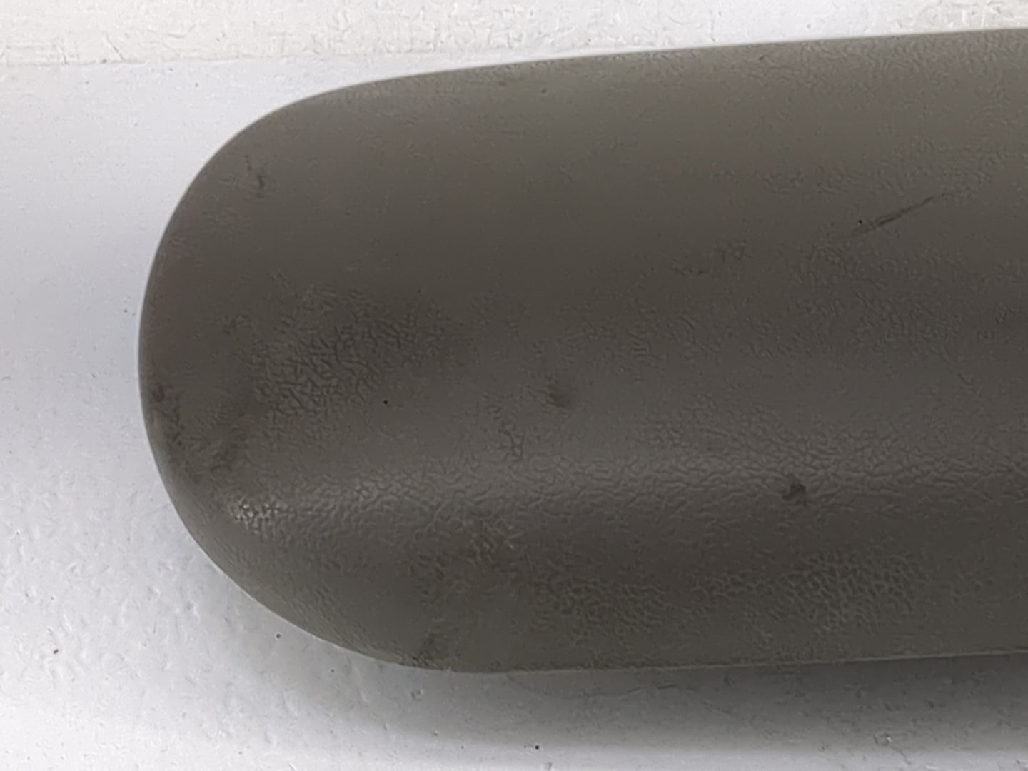 2016 Kia Forte Center Console Armrest Cover Lid Fits OEM Used Auto Parts - Oemusedautoparts1.com