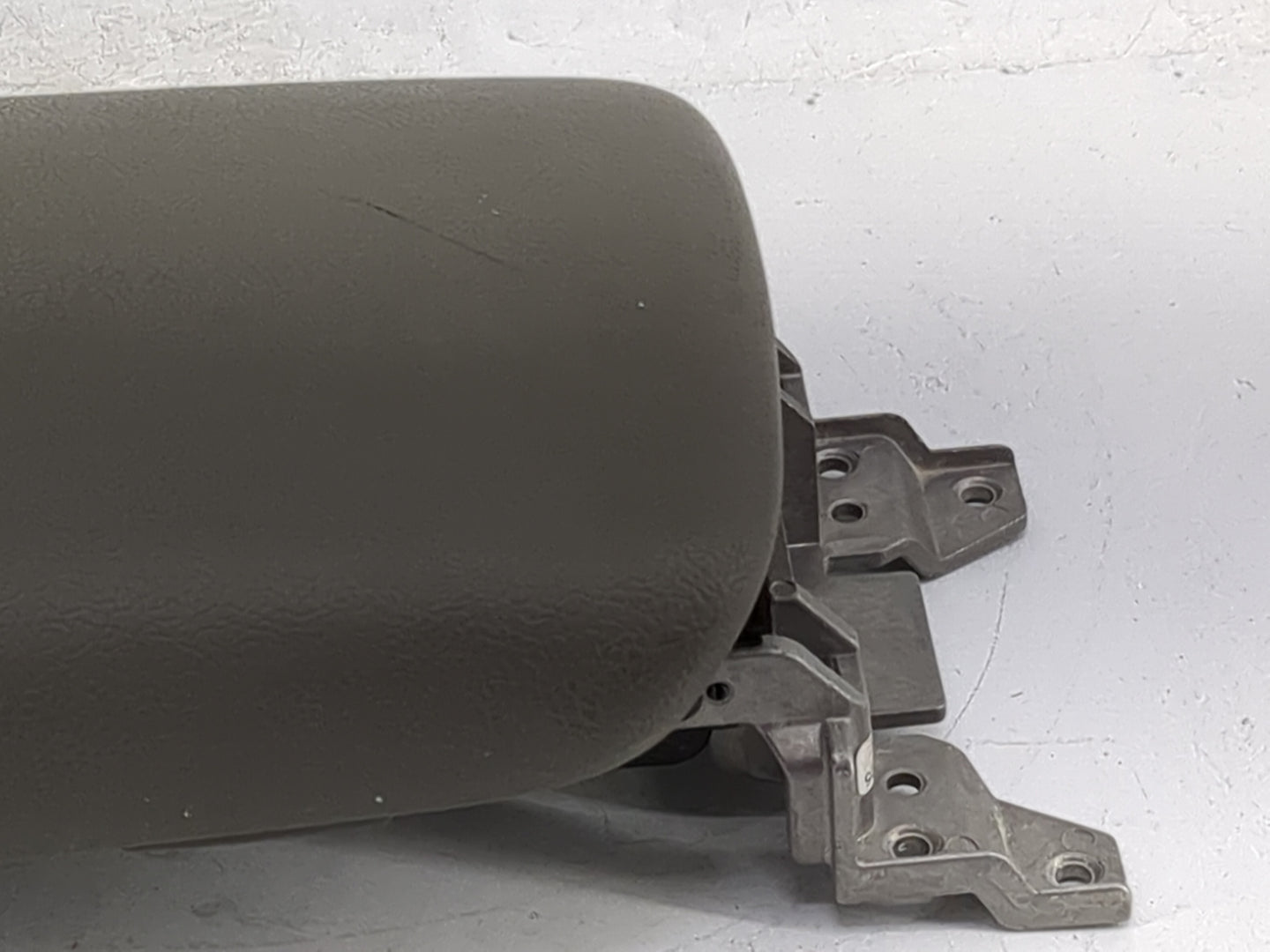 2016 Kia Forte Center Console Armrest Cover Lid Fits OEM Used Auto Parts - Oemusedautoparts1.com