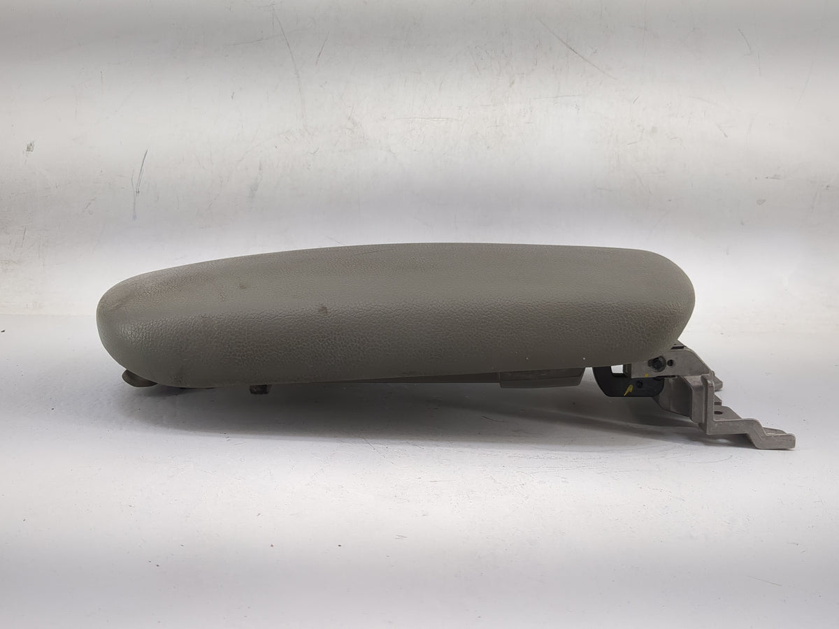 2016 Kia Forte Center Console Armrest Cover Lid Fits OEM Used Auto Parts - Oemusedautoparts1.com
