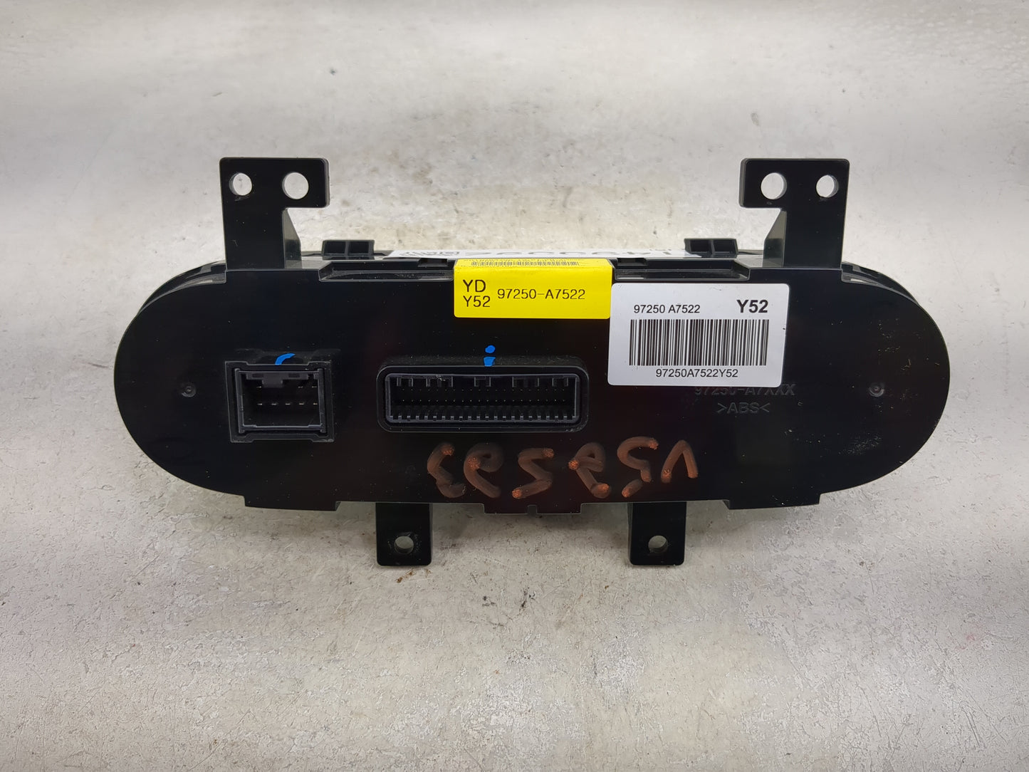 2014-2016 Kia Forte Climate Control Module Temperature AC/Heater Replacement P/N:97250 A7522 97250A7522Y52 Fits OEM Used Aut