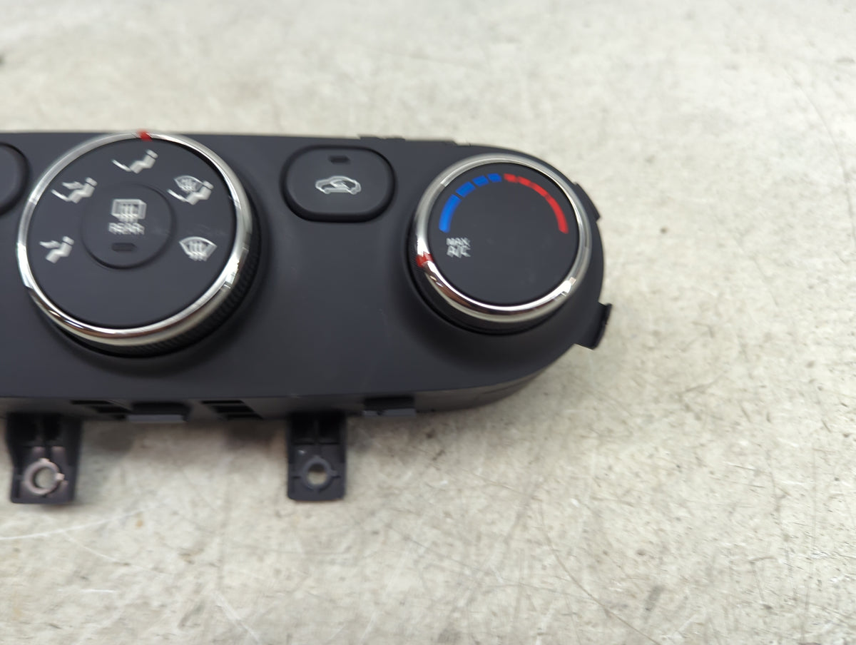 2014-2016 Kia Forte Climate Control Module Temperature AC/Heater Replacement P/N:97250-A7052WK 97250-A7XXX Fits OEM Used Aut