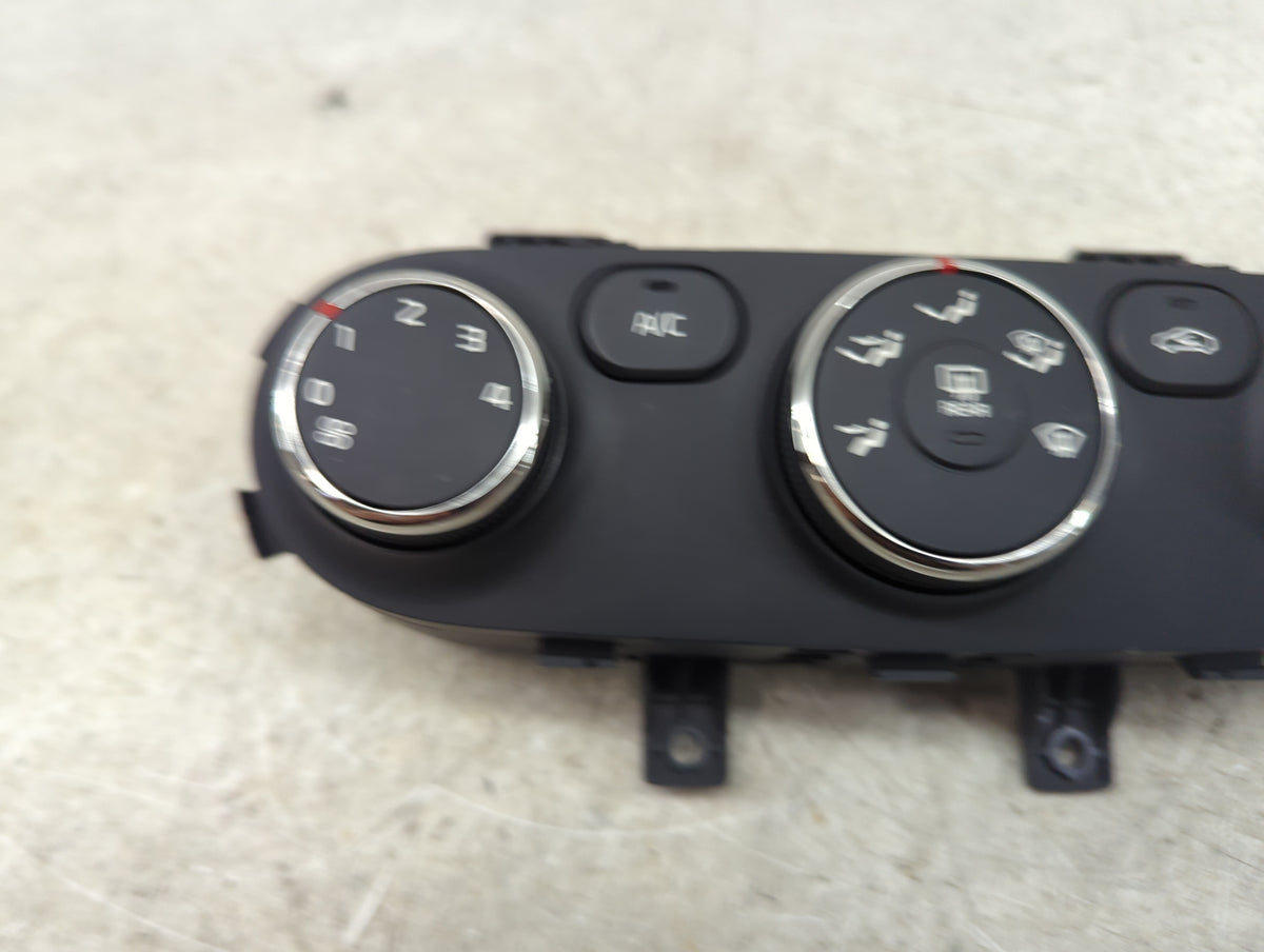 2014-2016 Kia Forte Climate Control Module Temperature AC/Heater Replacement P/N:97250-A7052WK 97250-A7XXX Fits OEM Used Aut