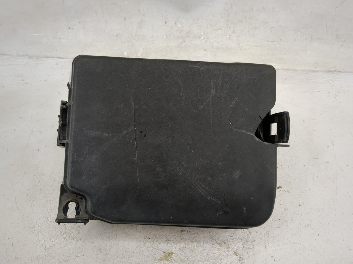 2014-2016 Kia Forte Fusebox Fuse Box Panel Relay Module P/N:91951-3X100 91950-3X510, 18790-01316 Fits Fits 2014 2015 2016 OE