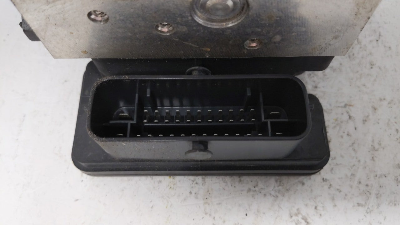 2014-2016 Kia Forte ABS Pump Control Module Replacement P/N:58900-A7200 58920-A7200 Fits Fits 2014 2015 2016 OEM Used Auto P