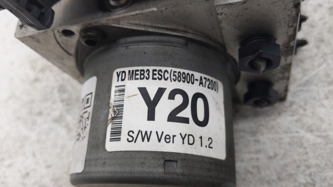 2014-2016 Kia Forte ABS Pump Control Module Replacement P/N:58900-A7200 58920-A7200 Fits Fits 2014 2015 2016 OEM Used Auto P