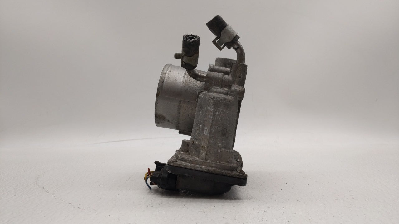 2014-2016 Kia Forte Throttle Body P/N:35100-2E400 Fits Fits 2012 2013 2014 2015 2016 2018 2019 OEM Used Auto Parts - Oemused