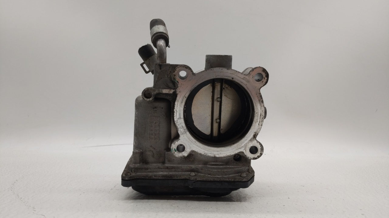 2014-2016 Kia Forte Throttle Body P/N:35100-2E400 Fits Fits 2012 2013 2014 2015 2016 2018 2019 OEM Used Auto Parts - Oemused