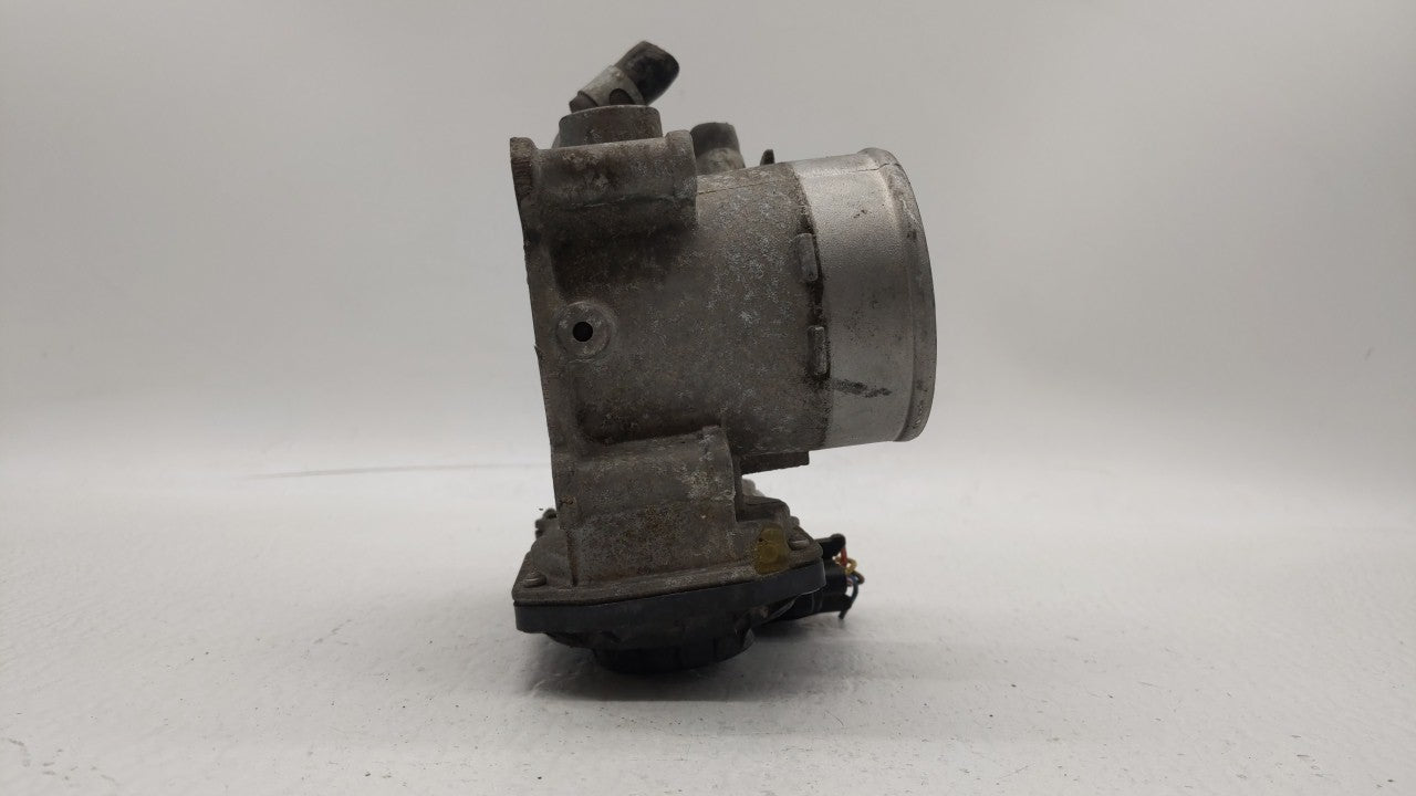 2014-2016 Kia Forte Throttle Body P/N:35100-2E400 Fits Fits 2012 2013 2014 2015 2016 2018 2019 OEM Used Auto Parts - Oemused
