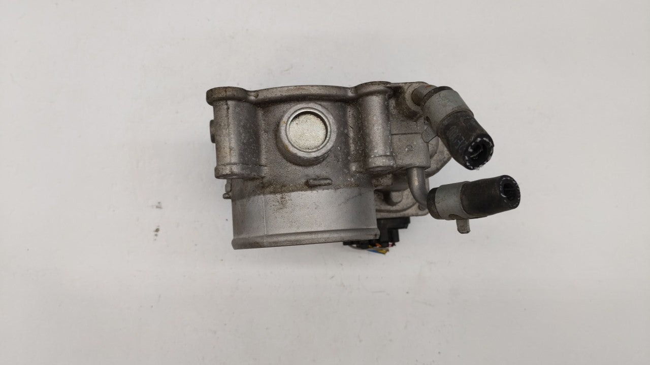 2014-2018 Kia Forte Throttle Body P/N:35100-2E000 Fits Fits 2011 2012 2013 2014 2015 2016 2017 2018 2019 OEM Used Auto Parts