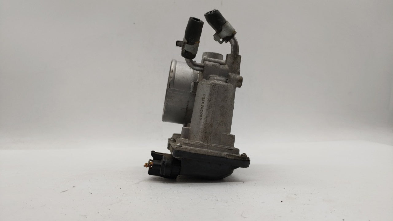 2014-2018 Kia Forte Throttle Body P/N:35100-2E000 Fits Fits 2011 2012 2013 2014 2015 2016 2017 2018 2019 OEM Used Auto Parts