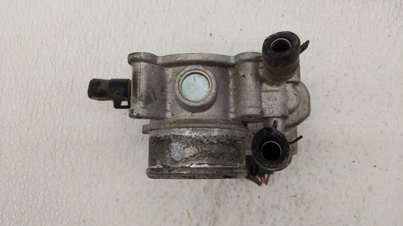 2014-2016 Kia Forte Throttle Body P/N:35100-2B320 Fits Fits 2013 2014 2015 2016 OEM Used Auto Parts - Oemusedautoparts1.com