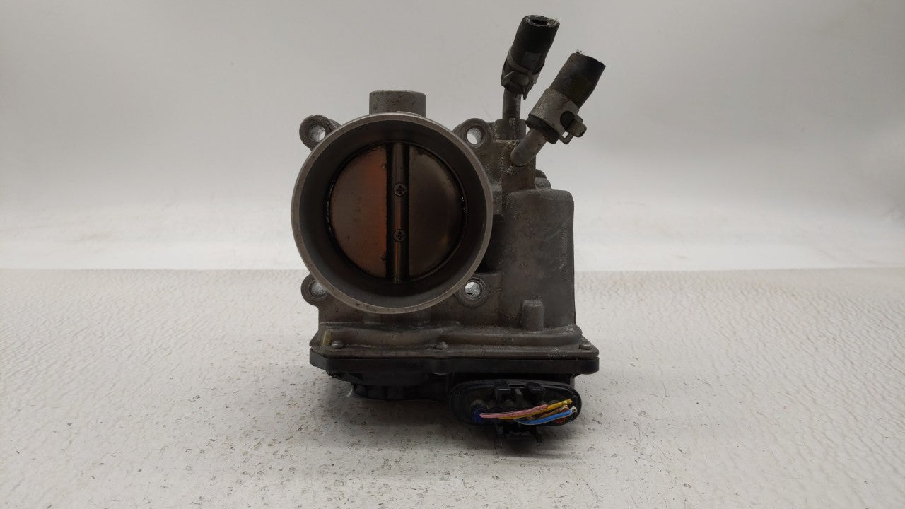 2014-2016 Kia Forte Throttle Body P/N:35100-2E400 Fits Fits 2012 2013 2014 2015 2016 2018 2019 OEM Used Auto Parts - Oemused