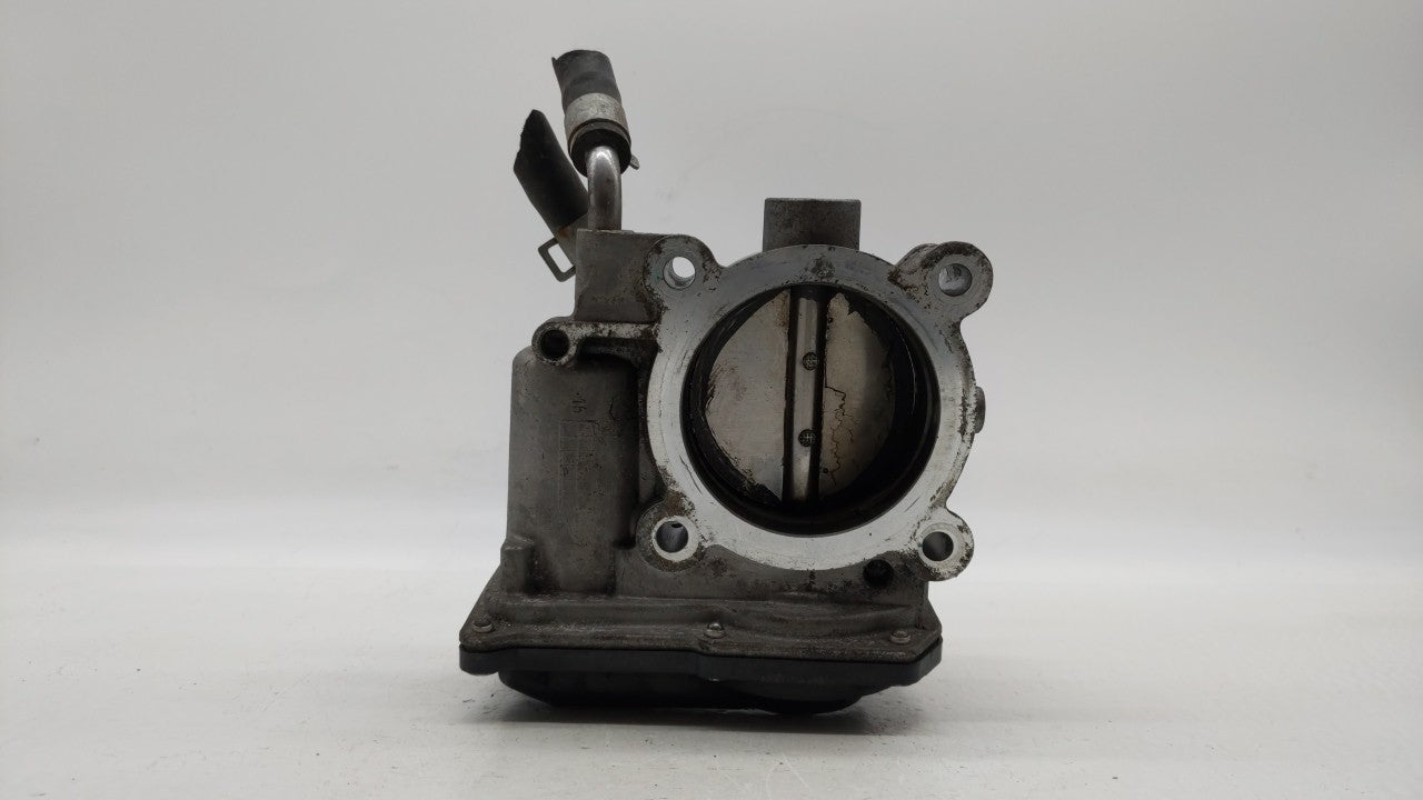 2014-2016 Kia Forte Throttle Body P/N:35100-2E400 Fits Fits 2012 2013 2014 2015 2016 2018 2019 OEM Used Auto Parts - Oemused