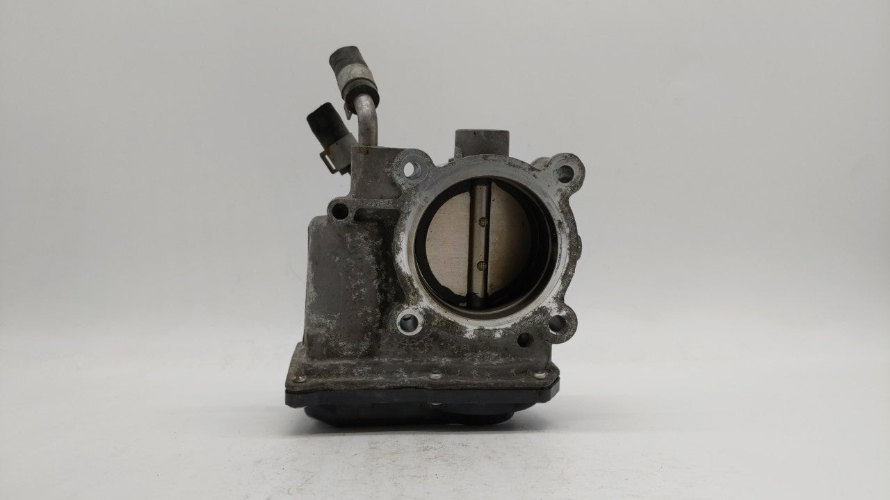 2014-2016 Kia Forte Throttle Body P/N:35100-2E400 Fits Fits 2012 2013 2014 2015 2016 2018 2019 OEM Used Auto Parts - Oemused